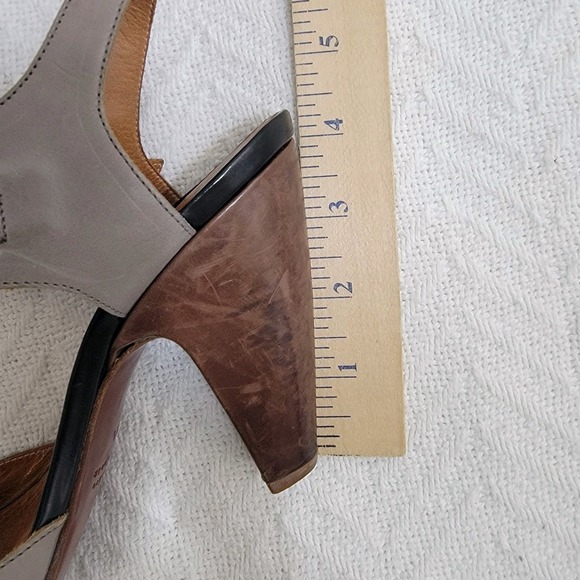 Chie Mihara Gray Tan Leather Colorblock Ankle Strap Cone Heel Sandals Sz 6.5 - Picture 16 of 16